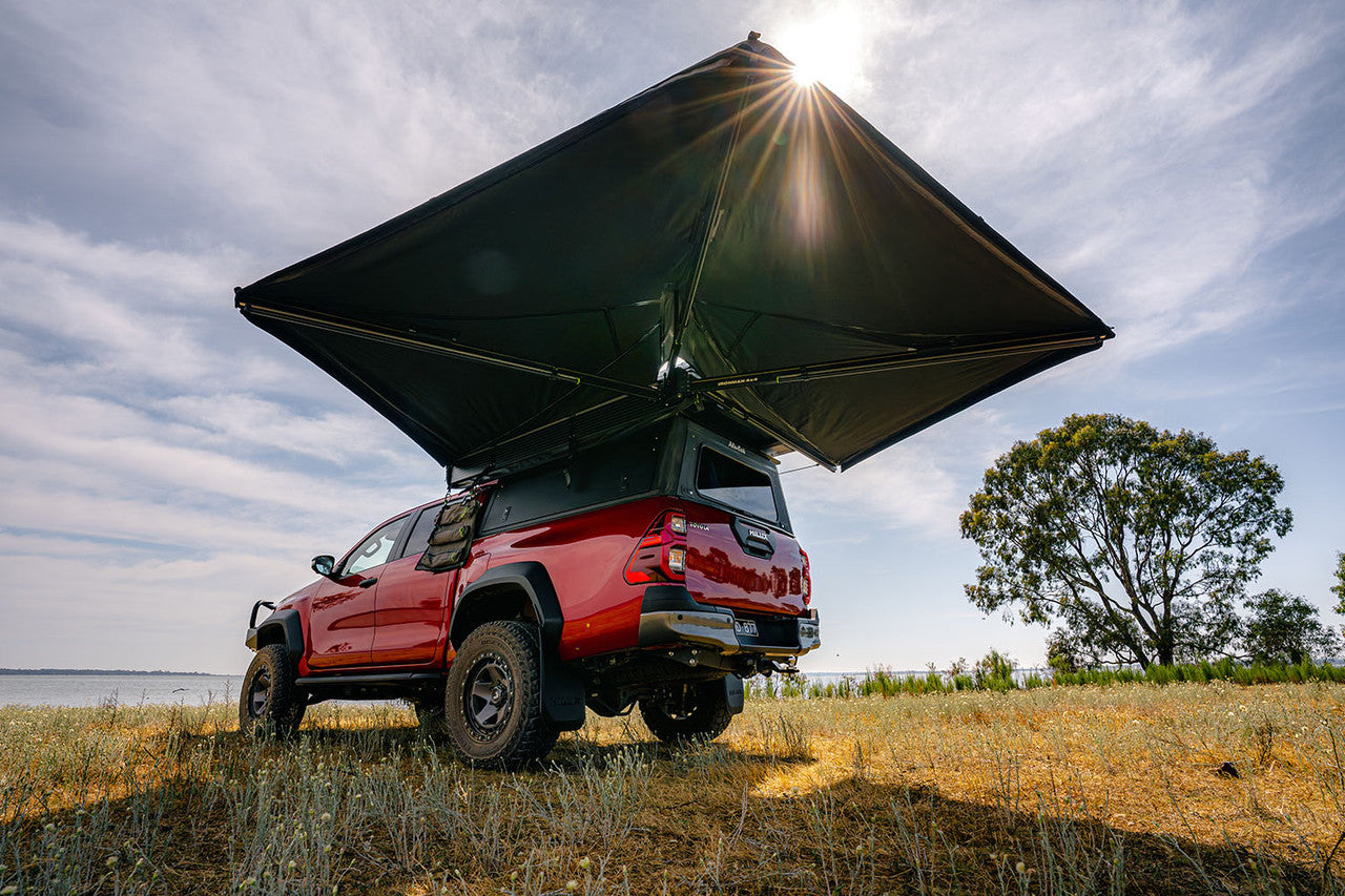 Ironman 4x4 Deltawing 270 Awning