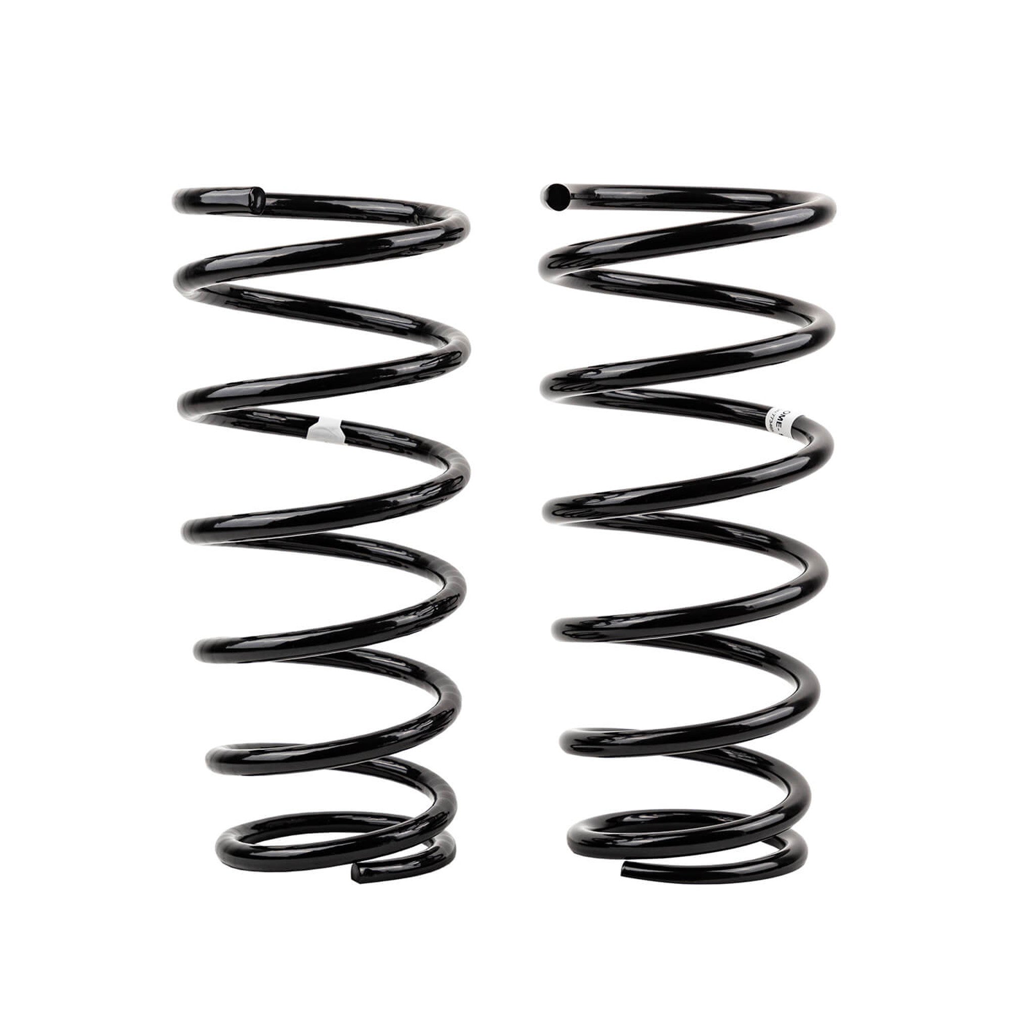 Old Man Emu Front Coil Spring Set - 1996-2004 Pathfinder (2928)