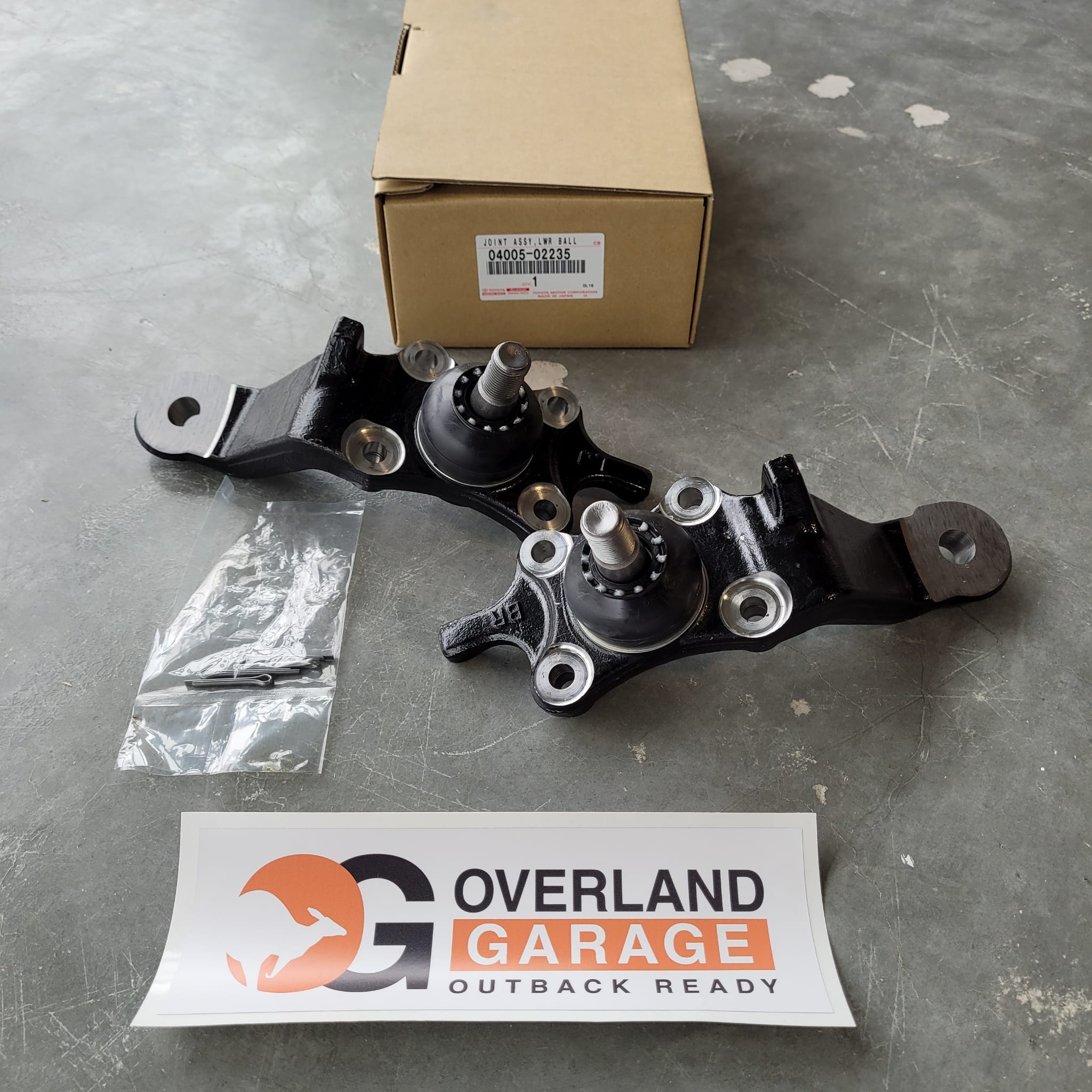 Toyota OEM Front Lower Ball Joints for 1996-2002 4Runner & 90 Series Prado (04005-02235)