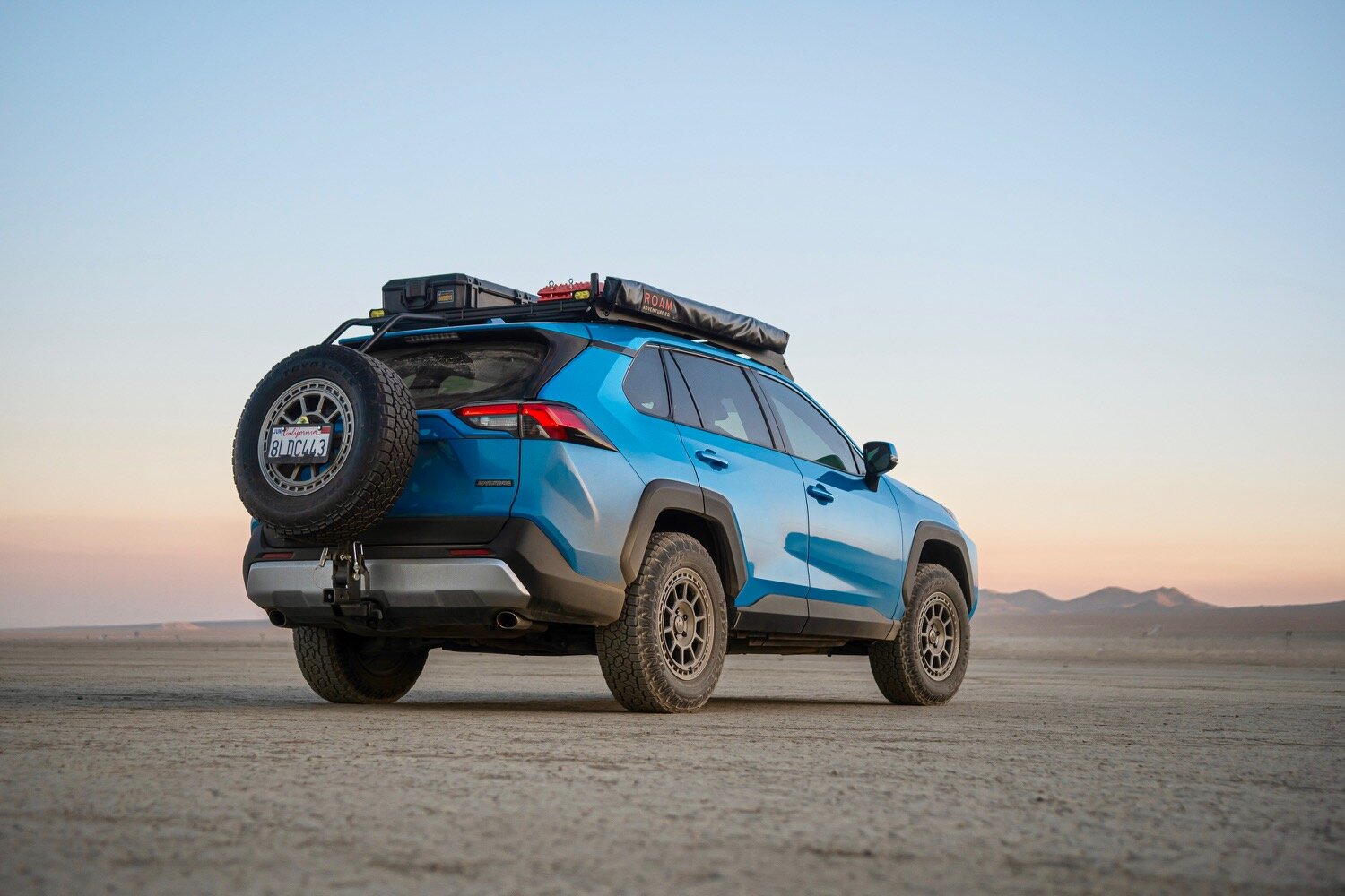 Rigid Armor Drop Down Spare Tire Hitch Carrier for Rav4 (2020-2022 ...