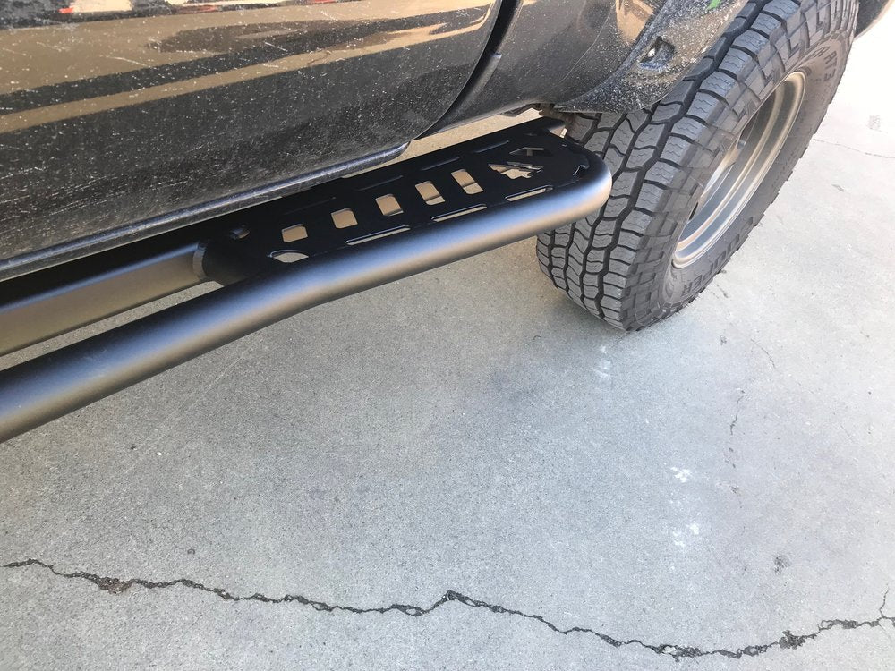 Greenlane Offroad Hybrid Aluminum Sliders With Bump Out - 16+ Tacoma