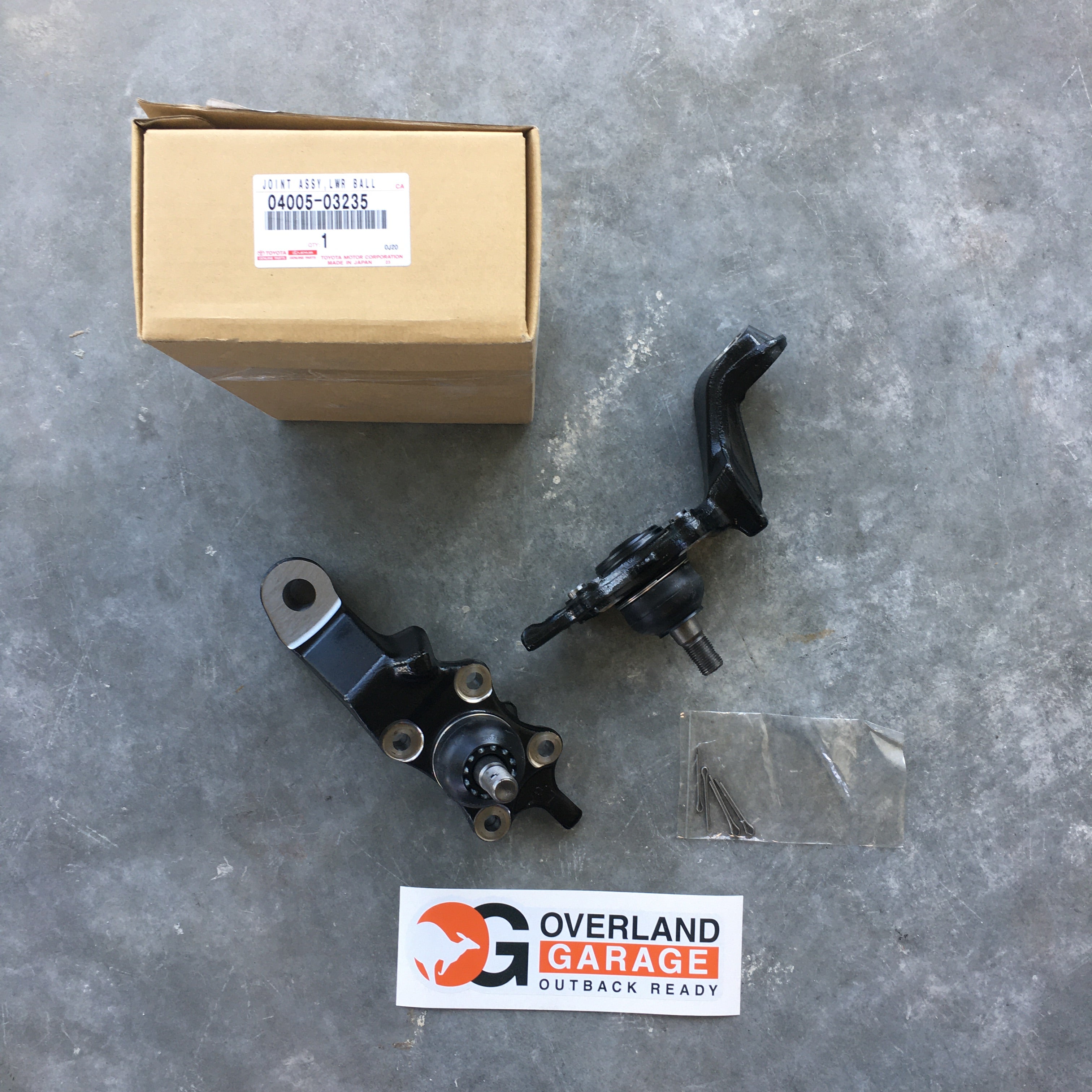 Genuine Toyota Ball Joints For Tacoma 2000-2004 4x4/PreRunner – Front Left & Right Pair